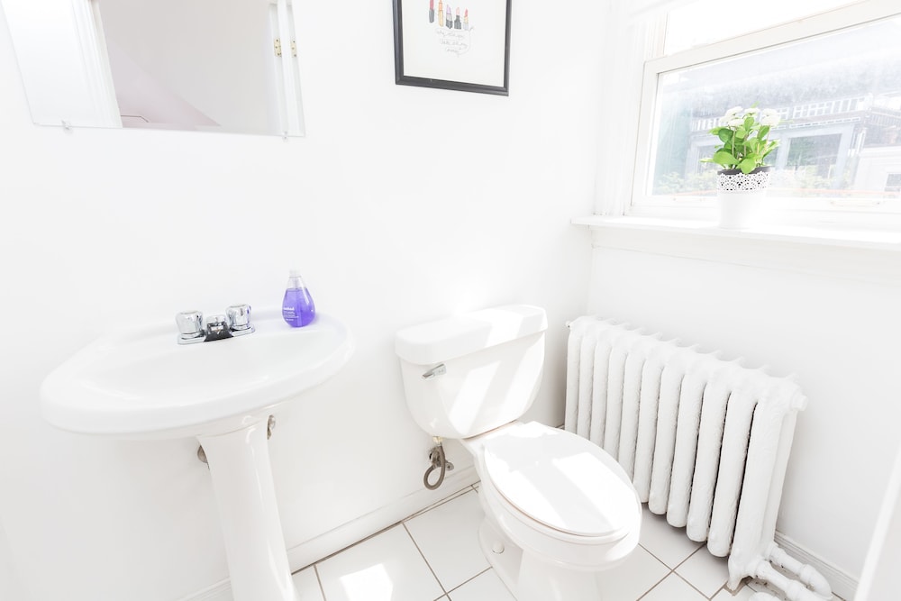 Applewood Suites - Palmerston Avenue