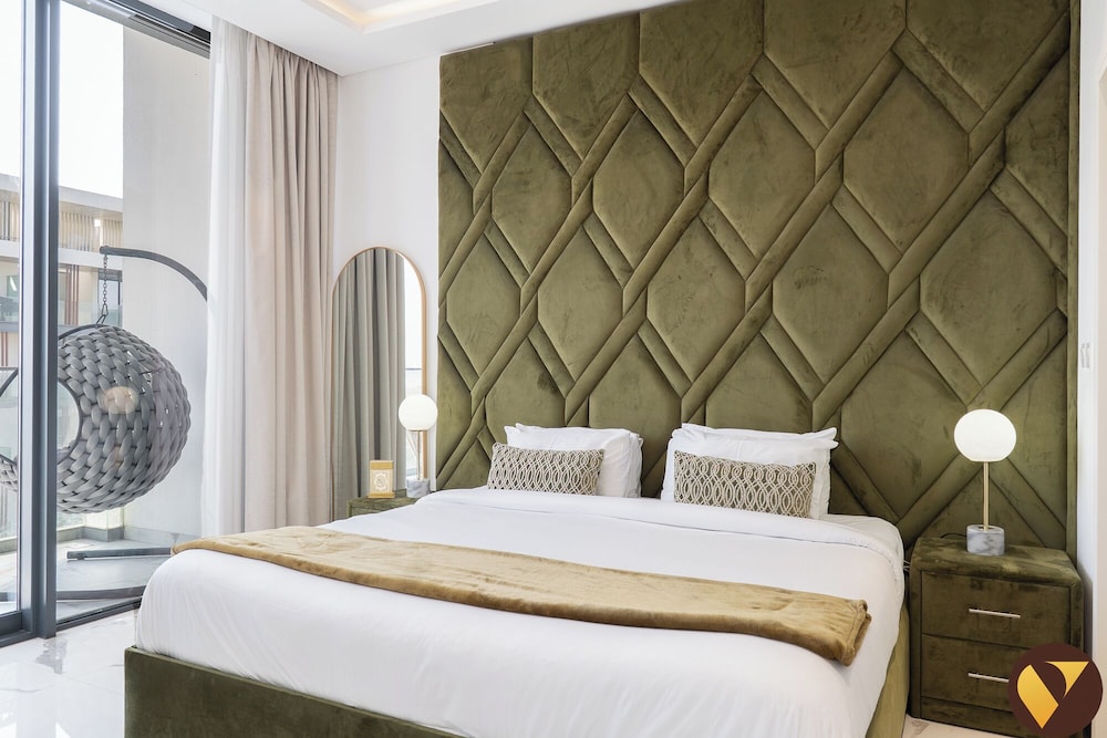 The Pinnacle near Dubai Hills Mall