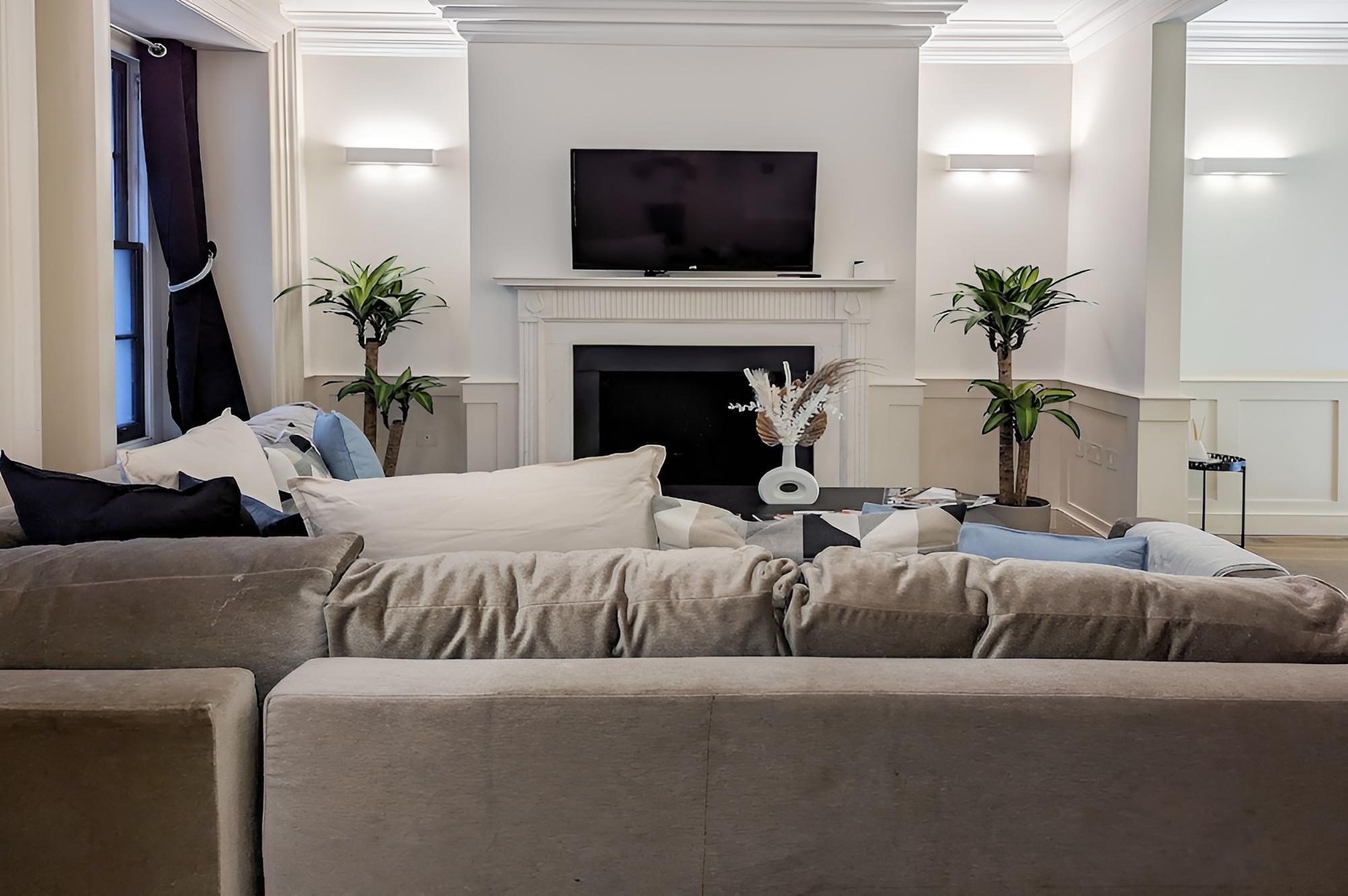 SUITE 4 DIAMOND