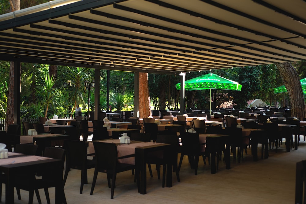 Pirates Park Resort -All Inclusive
