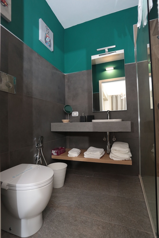 OIKIA AUTOMATIC ROOMS