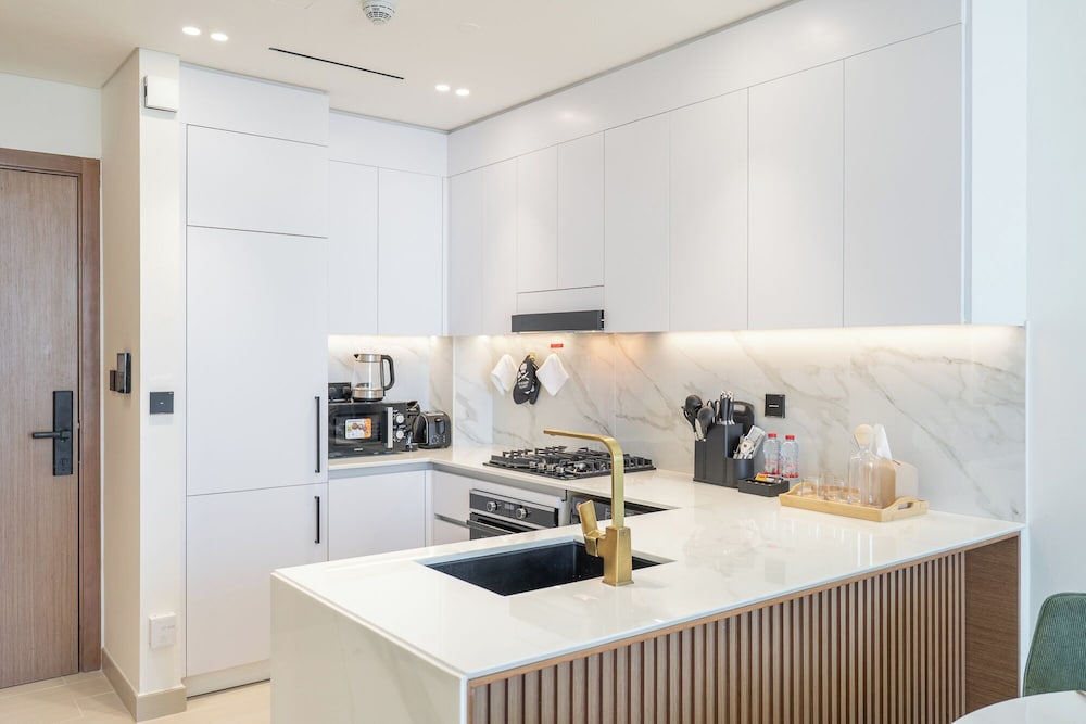 Czechin - Modern 1BHK Binghatti Amber