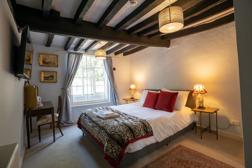 Bridgwater Vacations - The Old Vicarage - Property Image 4
