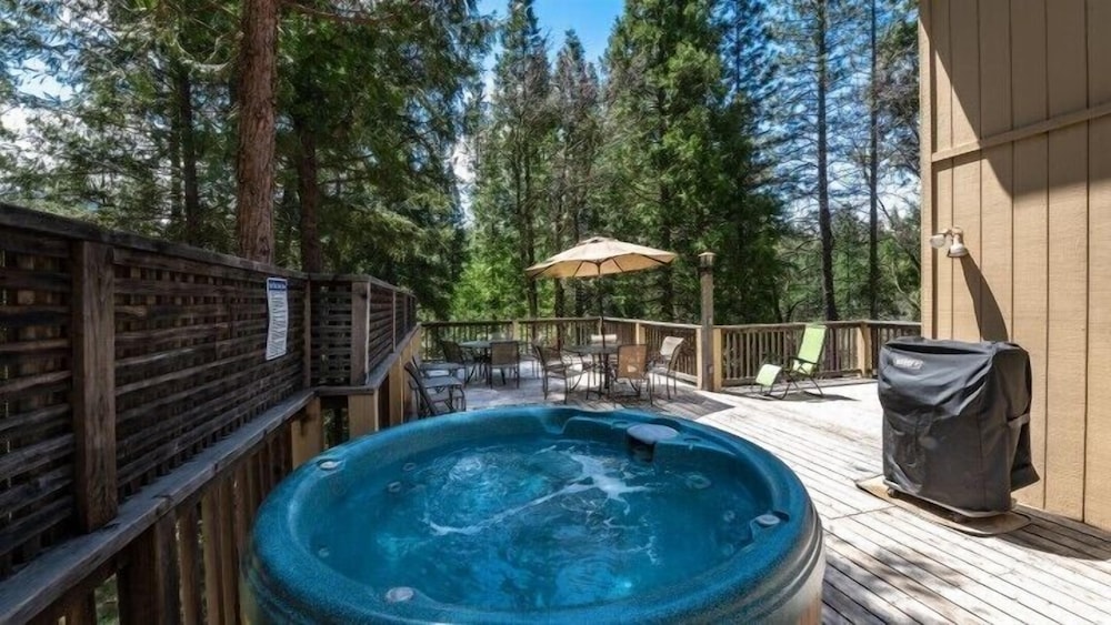 Scenic Wonders Friends Lodge 3 Bedrooms view 4