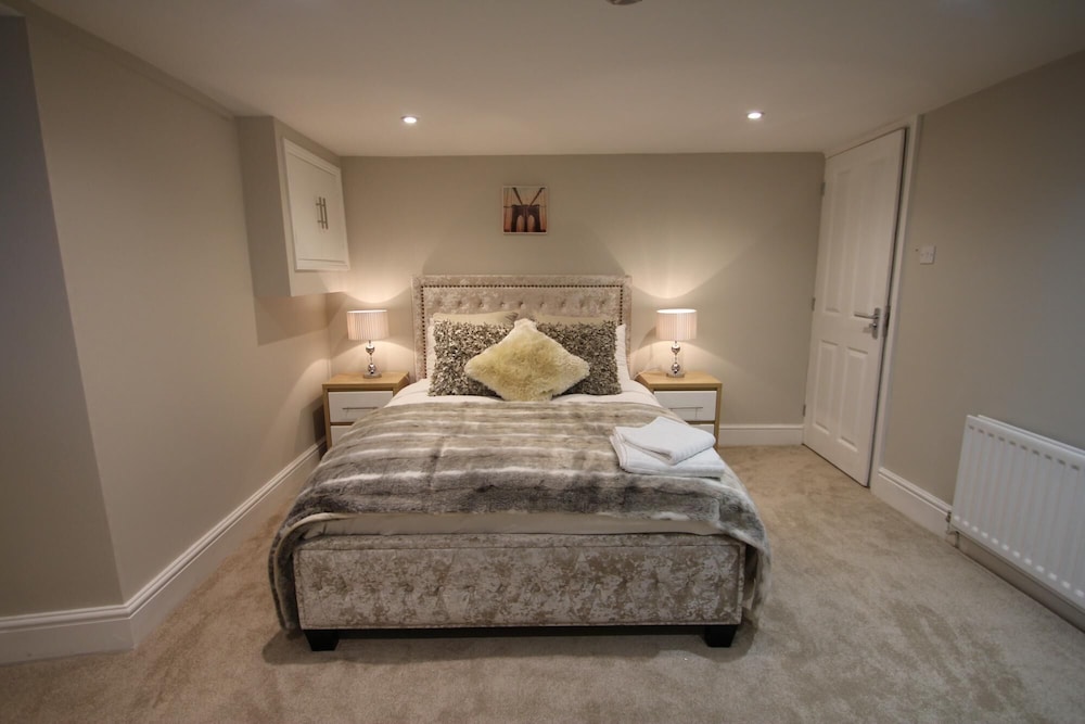 Mill House Townhouse view 5