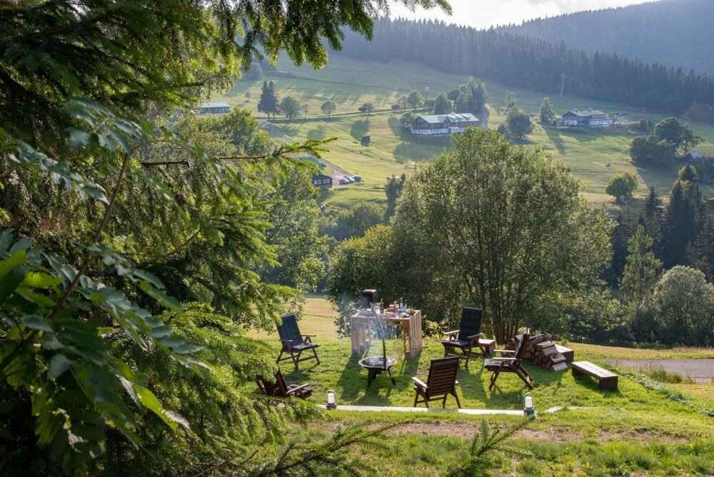 Photo 50