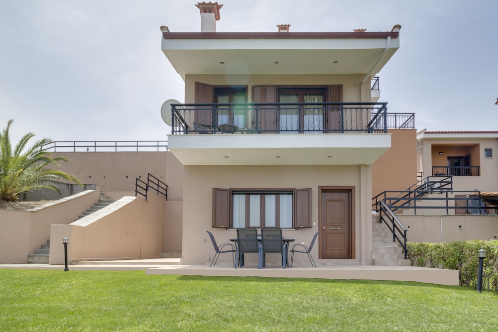 Sea View Villas