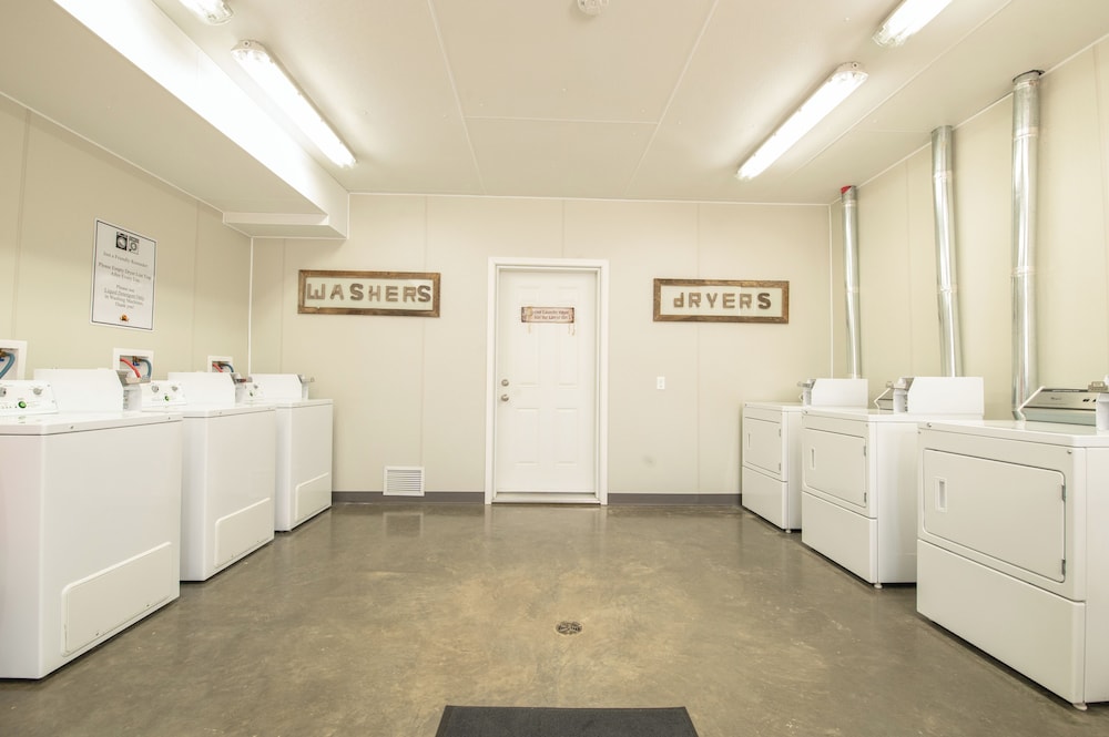 Prairie Junction Cabins Stettler