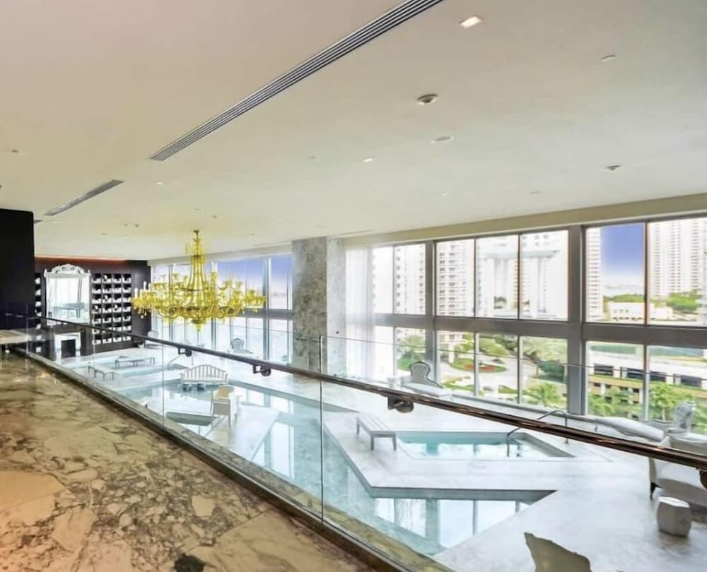 Icon Brickell
