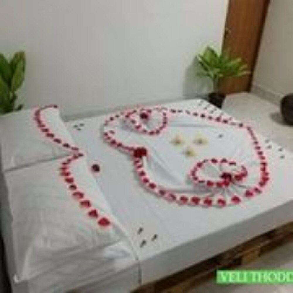 Veli Thoddoo Inn
