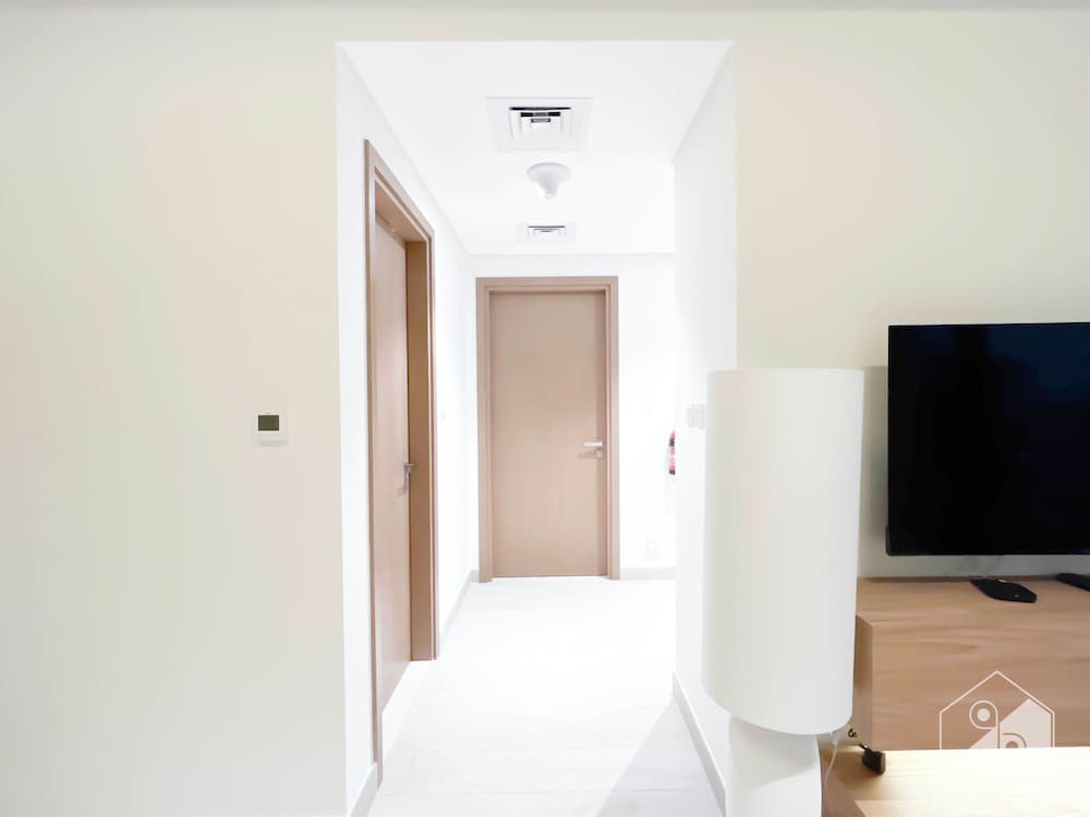 Gorgeous 1B Apt With Balcony in Azizi Fawad