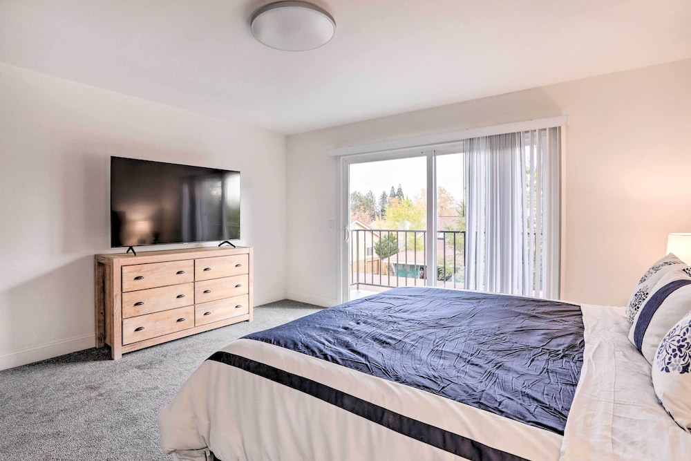 Reno Vacations - Sleek Family Retreat: 4 Mi to Downtown Reno! - Property Image 21