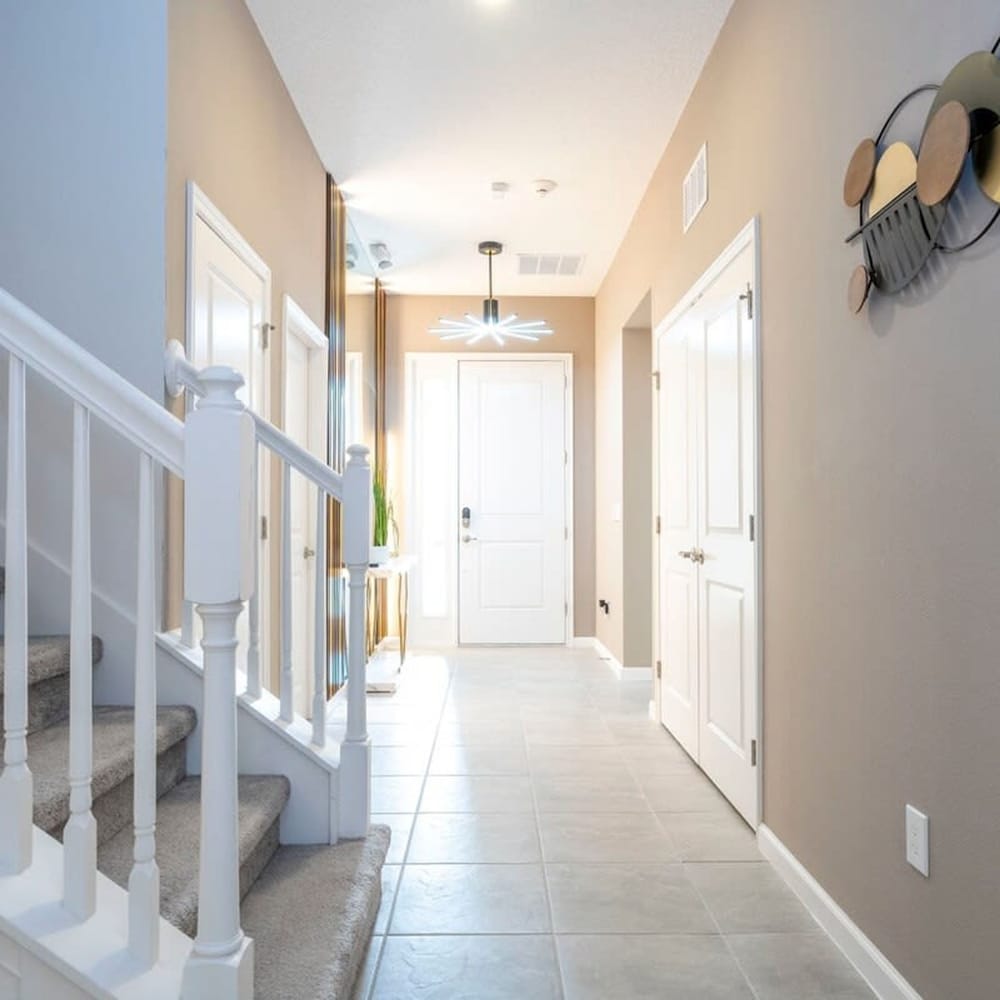 6163 Fantastic Home With 12bd