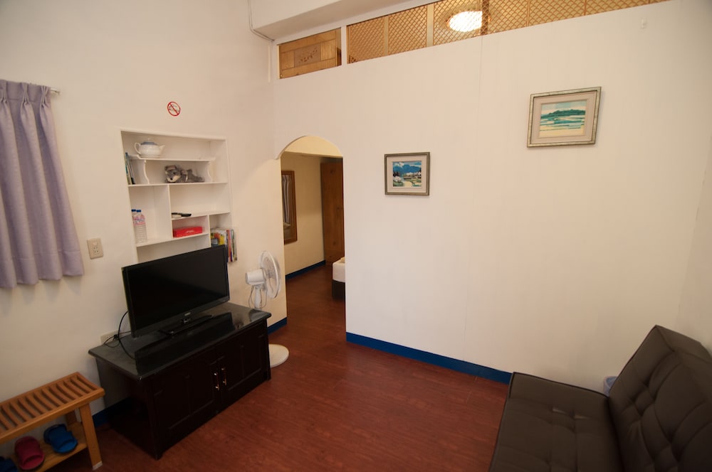 Mengqi Hostel