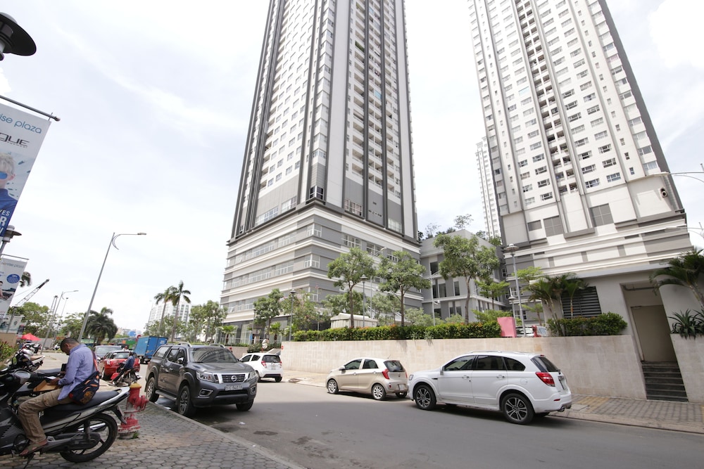 Sunrise City Alm's Luxury Apartment