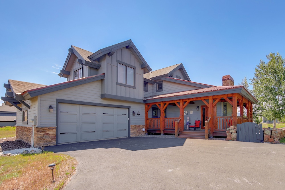 Grand Elk Golf Club On-site: Mtn-view Home w/ Deck