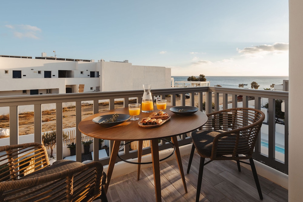 Sea La Vie Apartment