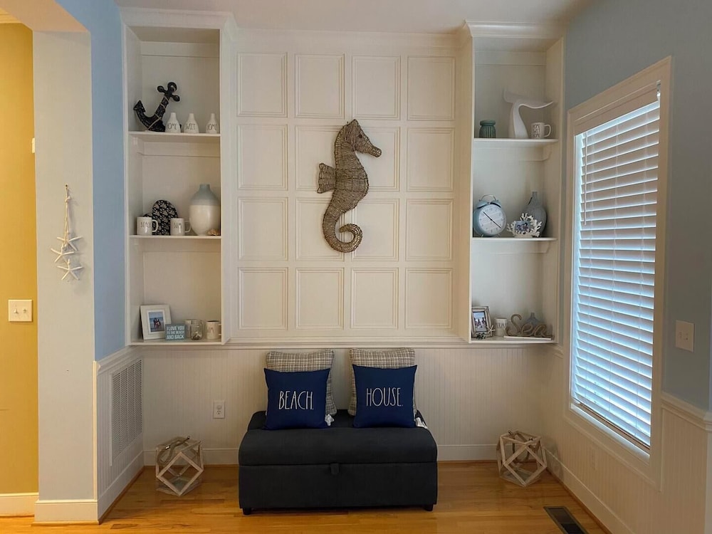 Laguna Drive 21083