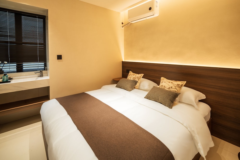 Jingdezhen Streamside B&B (Taoxichuan Cultural & Creative Zone Branch)