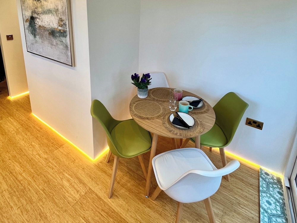 Luxurious Guest House in Yorkshire With Parking