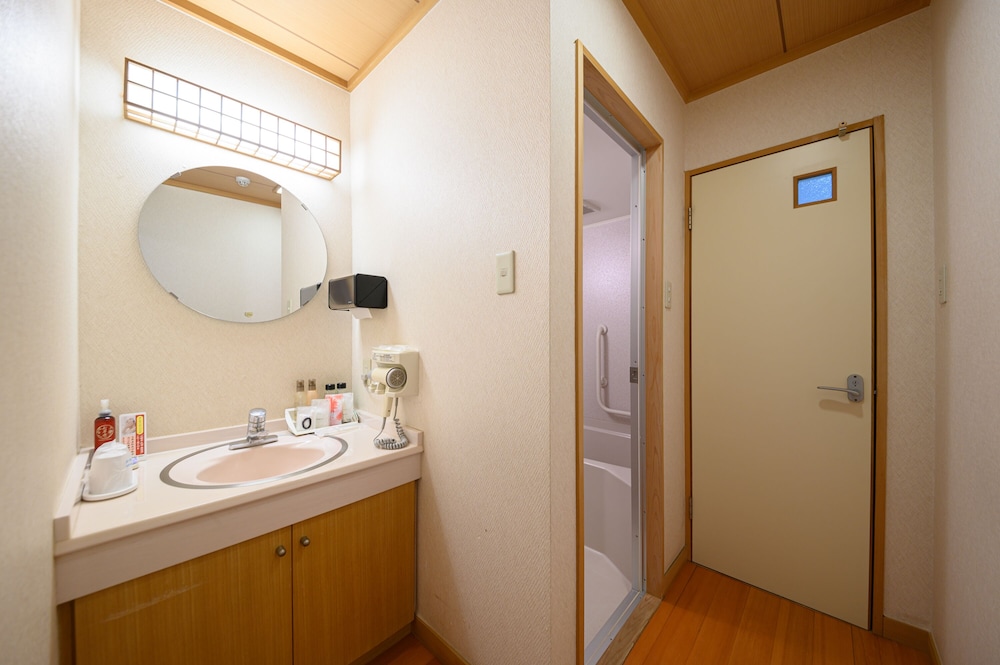Yufuin Onsen Ryokan Mebaeso