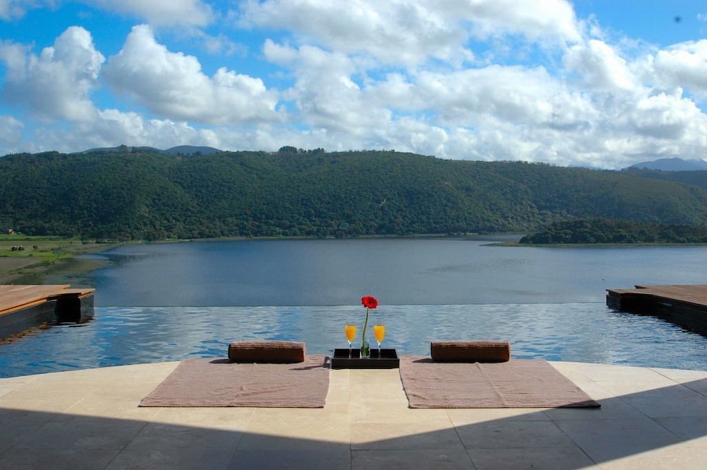 Lodge on the Lake & Wellness Spa