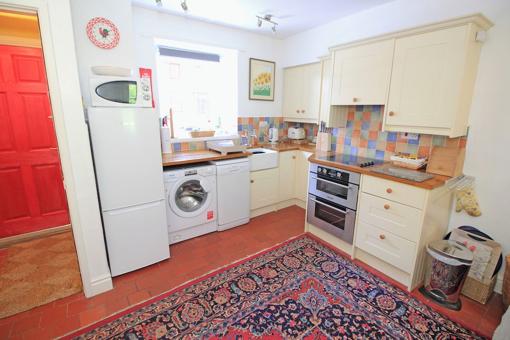 Riverbank Cottage