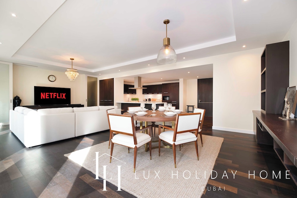 LUX The Elegant DIFC Suite 2