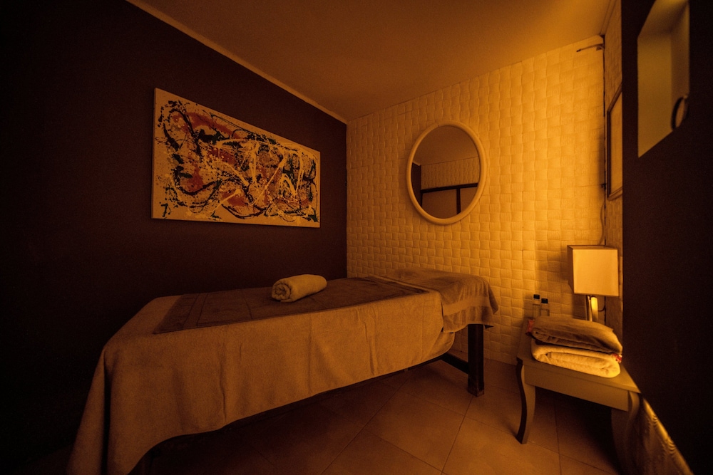 Tiana Beach Tatil Köyü - Her Şey Dahil - Image 21