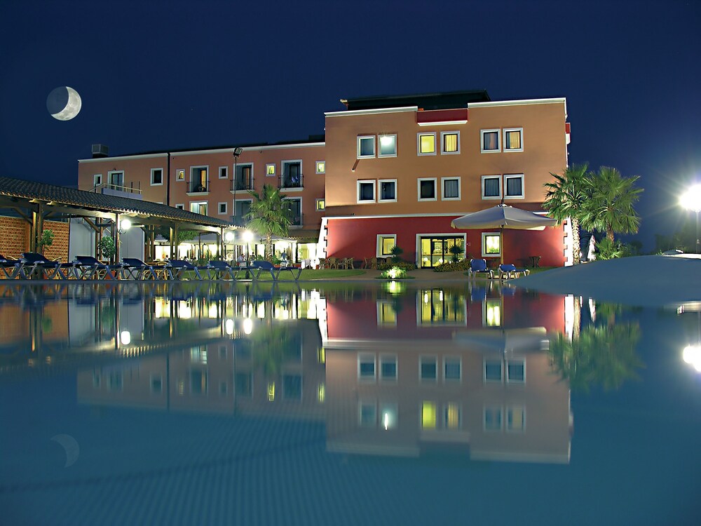 Hotel Club Baia Samuele