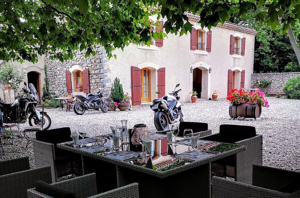 Relais de Laval
