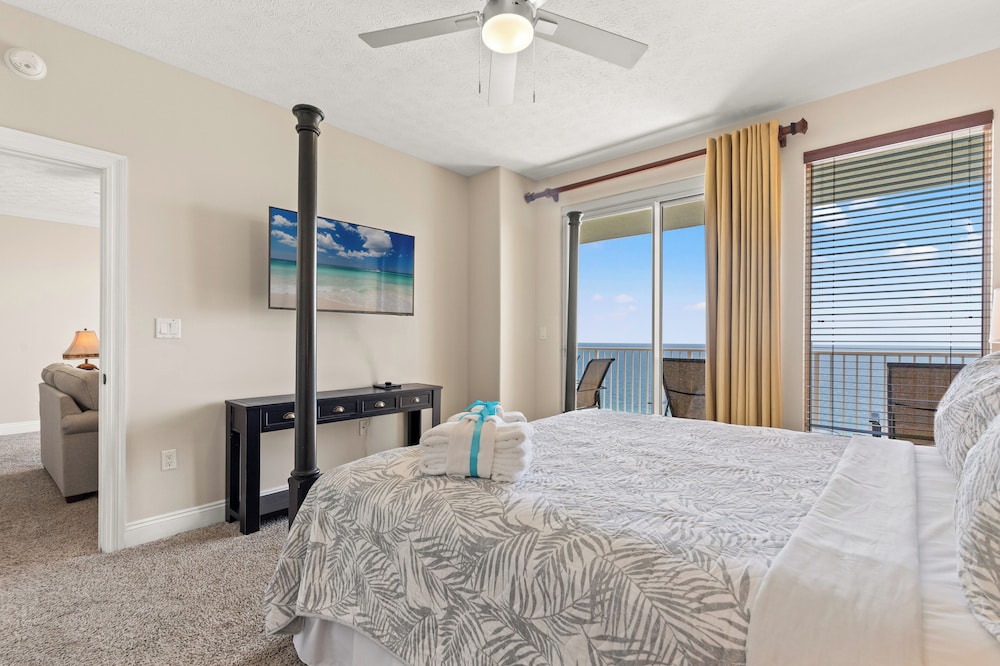 Treasure Island Unit 2011: Sunset Sands, 2 Bed/2 Bath Retreat Sleeps 8!