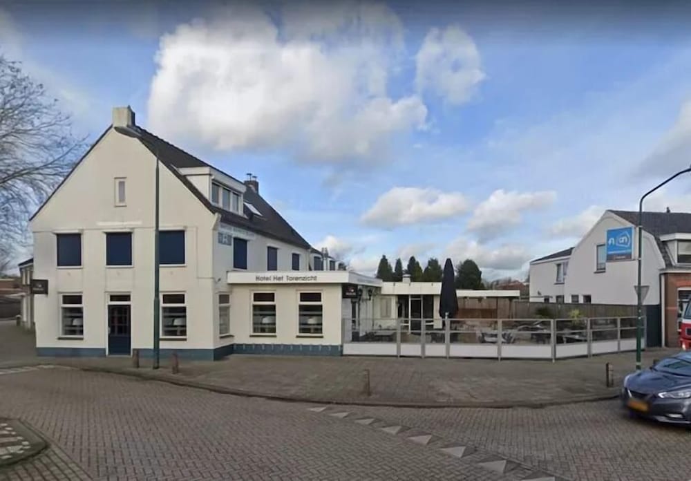 Hotel De Slapende Hollander - Image 1