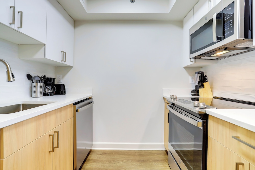 Metro-Friendly DC Apartments