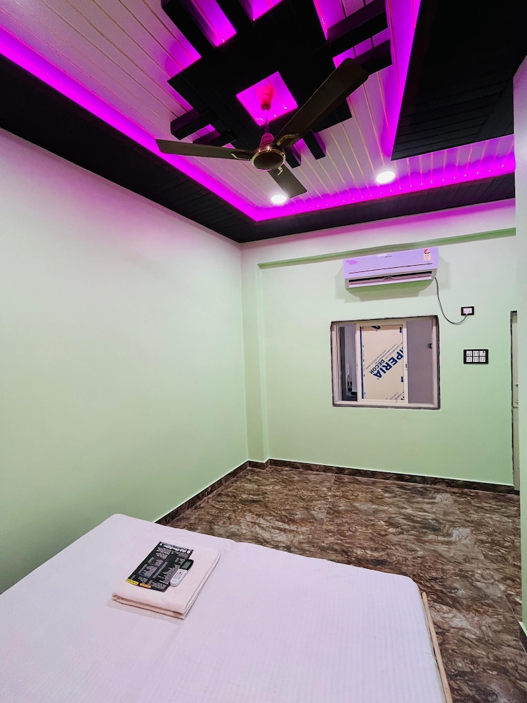 Vande Bharat P Guest House