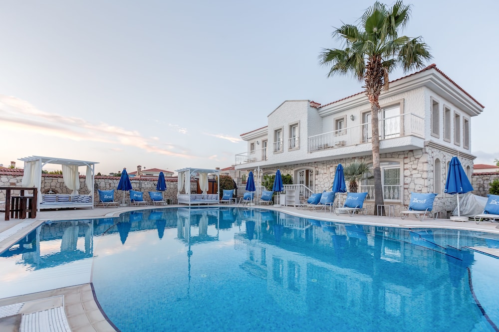 Alaroof Otel - Image 7