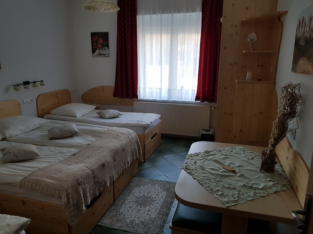 Hostel Mama's House