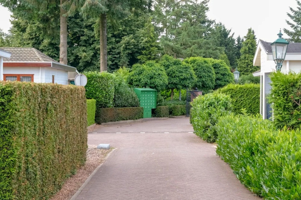 Chalet in Veluwe Near Kootwijkerzand