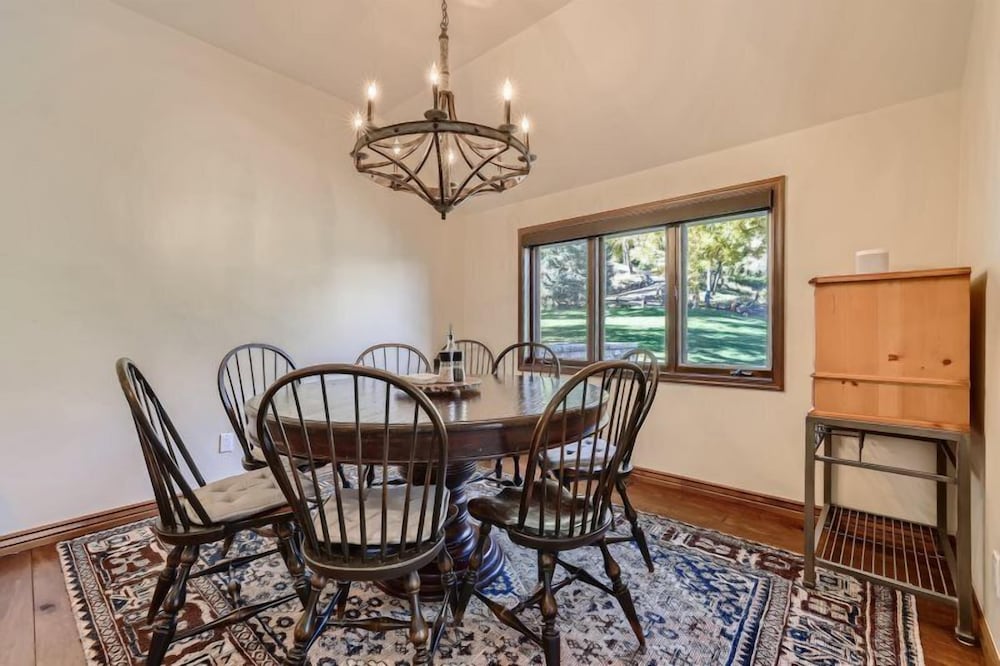 1-10 N. Fairway Drive view 3