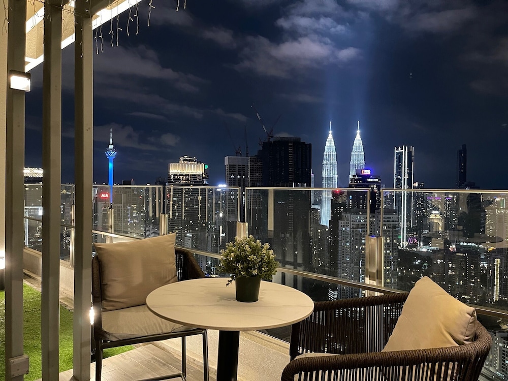 Agile Residence TRX by Isabella