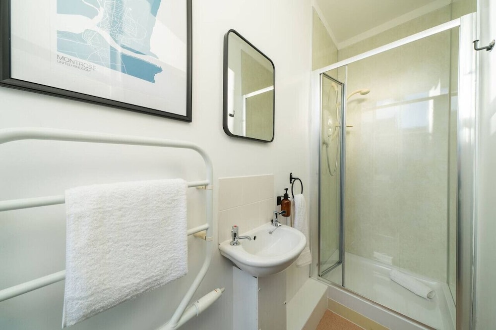 Esk Benmore Apartments