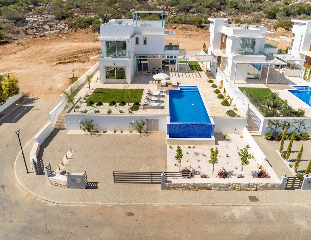 Mylos Lifestyle Seaview Villa 21