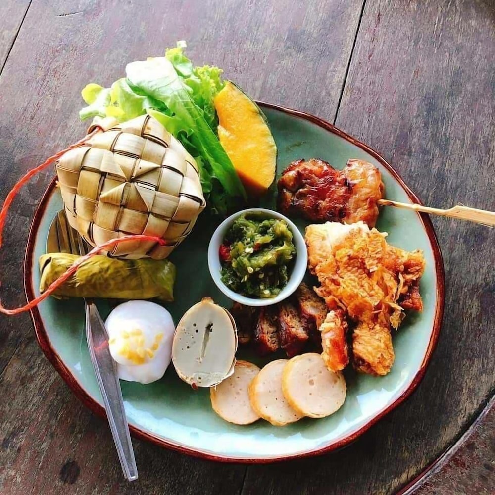 Phu-Anna Eco House
