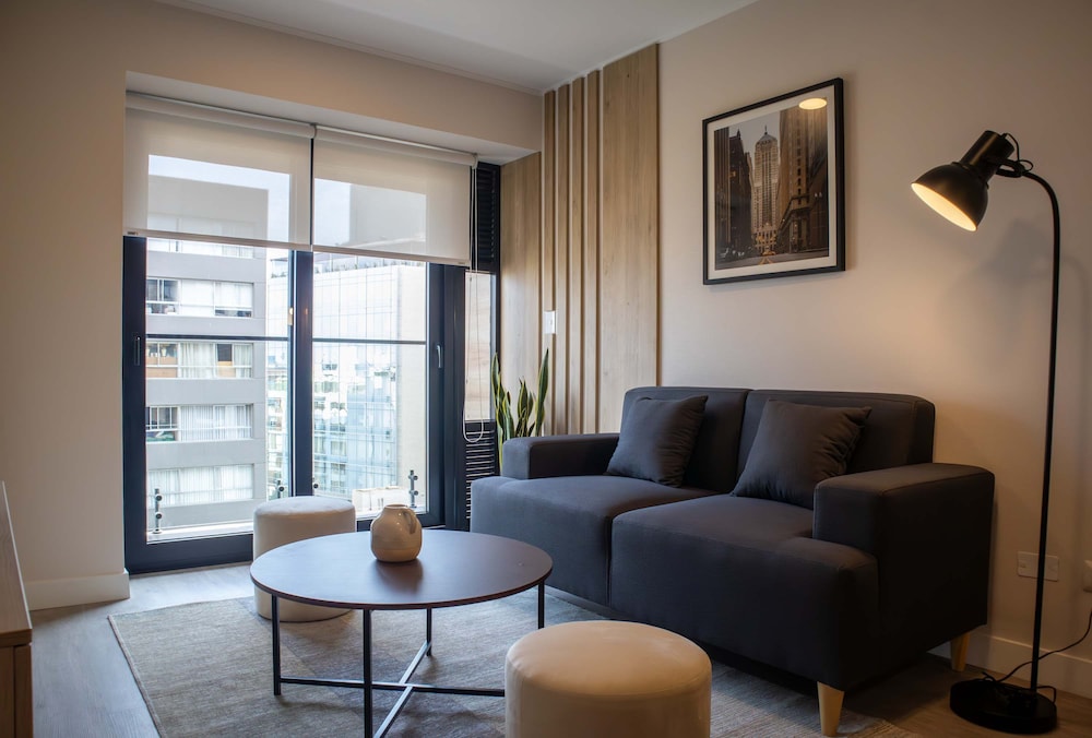 w Stunning 1BR in Miraflores