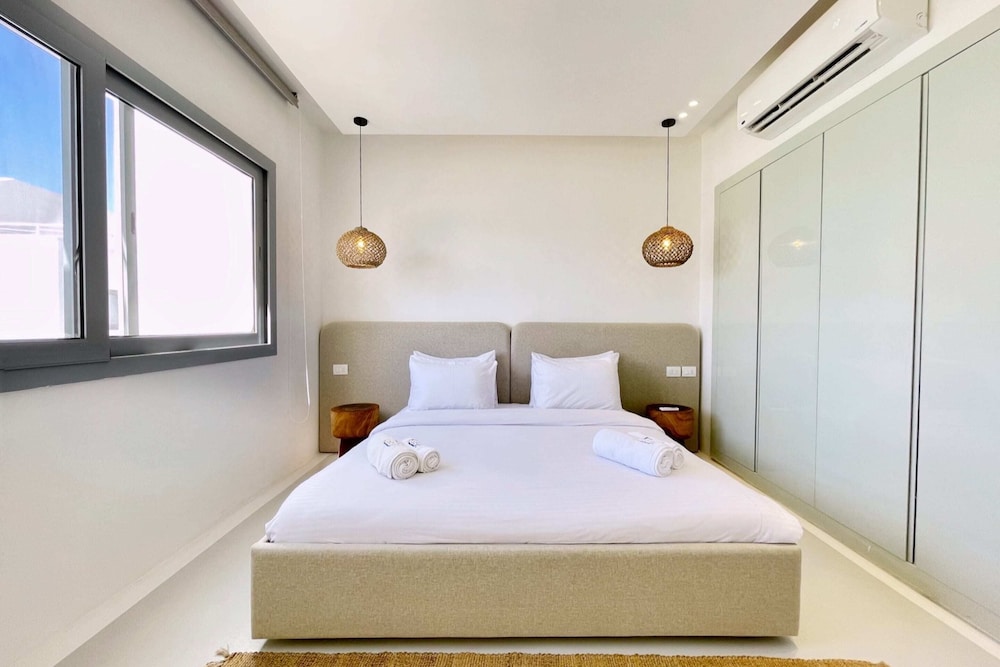 Xuru Stays I Lofty & Lavish 3 BDR @ Swan Lake El Gouna