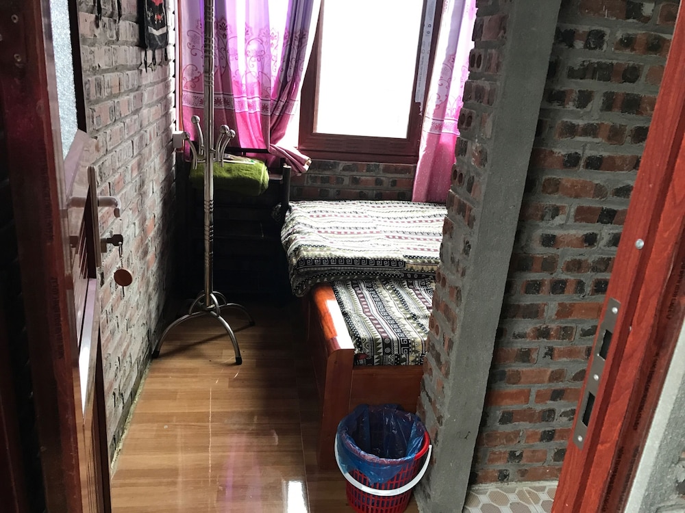 Moc Anh House