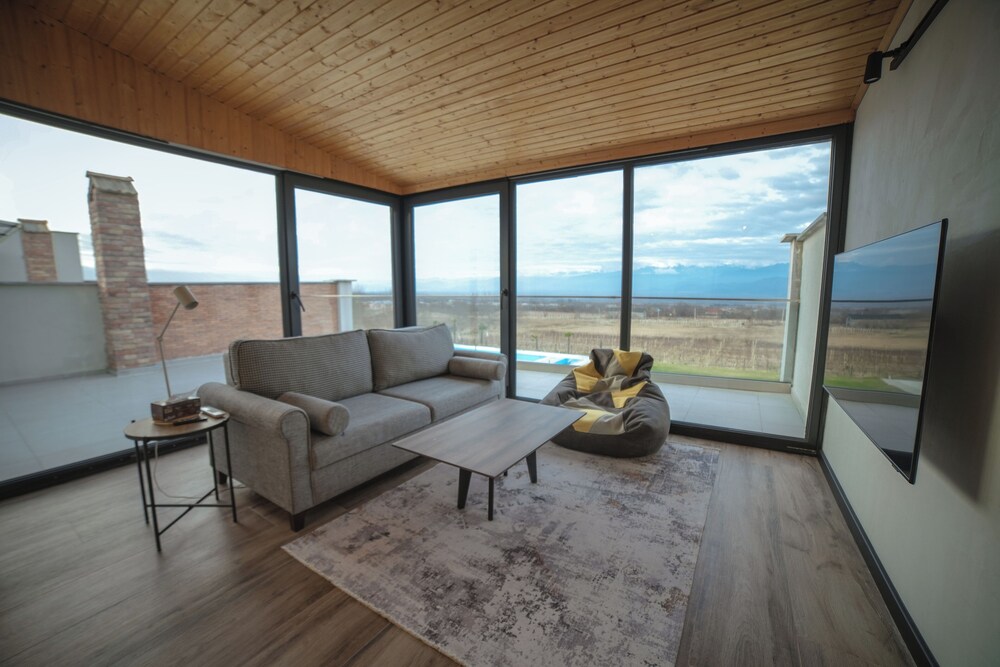 Luxury Villa in Alazani Valley Residence