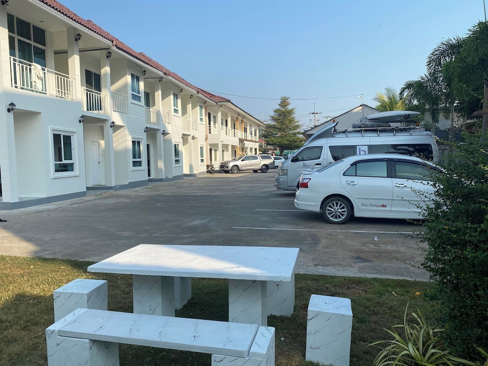ThanaVill Resort