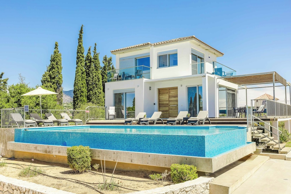 Villa Katrina