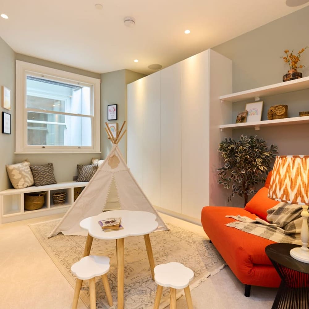 The Regent s Park Scenery - Spacious 3bdr House w Garden and Study Room